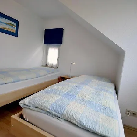 Apartman Kirchstr 38 38 *